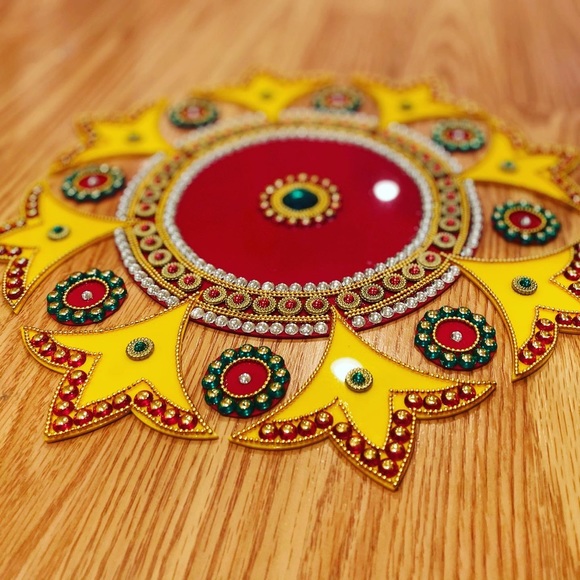 Acrylic Rangoli - Picture 6 of 8